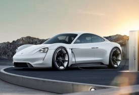 سيارات كهربائية