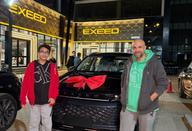 اكسيد مصر تبدأ تسليم الحاجزين