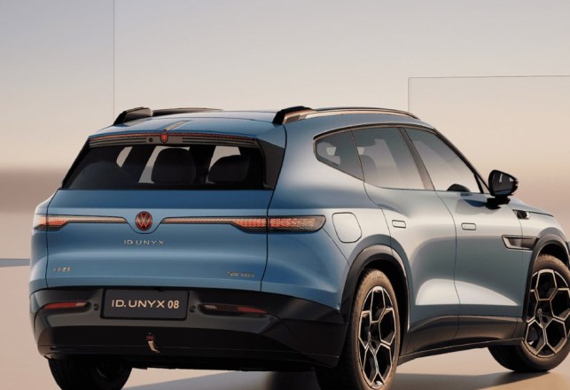 فولكسفاجن ID.UNYX 08