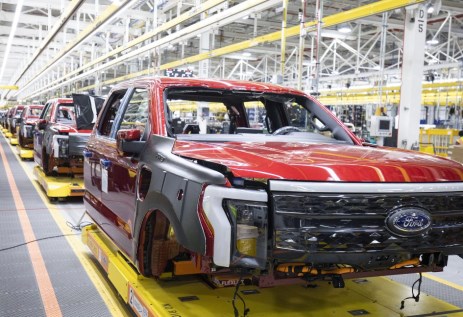 صناعة سيارات