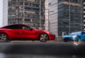 شاومي SU7 الجديدة 