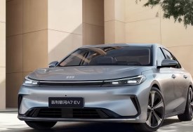 جالاكسي A7 (Galaxy A7)