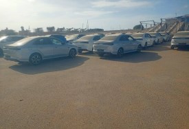 وصول سيارات كايي E5 لمصر