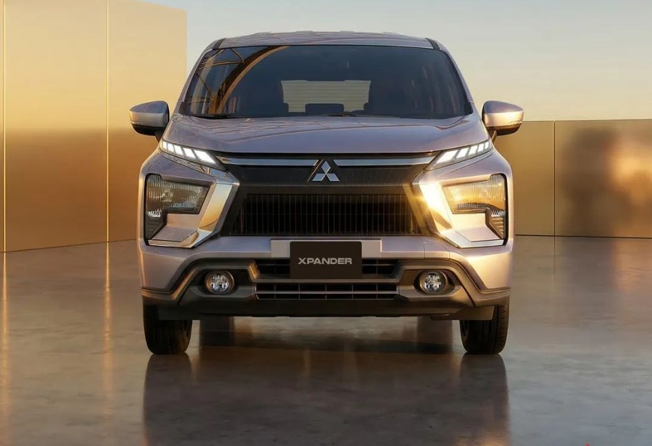 ميتسوبيشي إكسباندر 2027 الجديدة