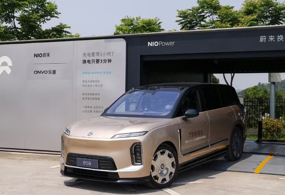 Nio ES9