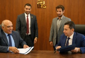 الخناجري ودلمار تعلنان تحالف لتوطين صناعة أنظمة فتحات السقف للسيارات