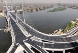 الطرق والكباري بمصر