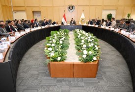 لقاء وزير الصناعة مع المصنعين للسيارات اليوم