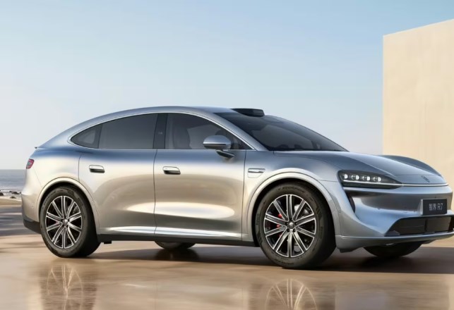 Luxeed R7