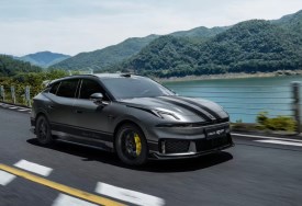 لينك أند كو 07 GT
