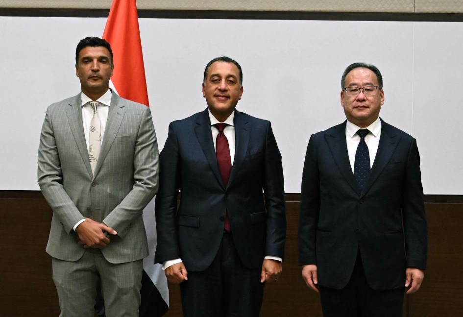 لينج لونج ومذكرة تفاهم للعمل بمصر