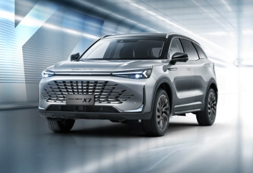 بايك اكس7 - BAIC X7